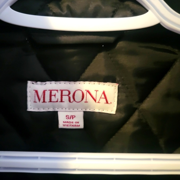 Quilted Jacket in Black - Picture 5 of 10